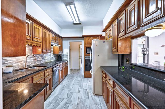 14317 Cashel Forest Drive, Houston, TX 77069