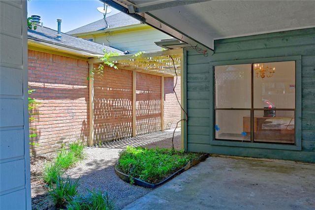 14317 Cashel Forest Drive, Houston, TX 77069
