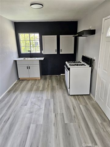 340 W Congress, Colton, CA 92324