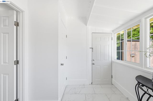 84 OAKES BLVD, San Leandro, CA 94577