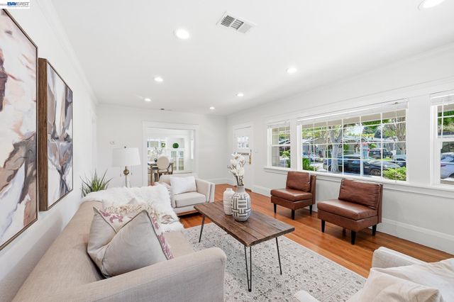 84 OAKES BLVD, San Leandro, CA 94577