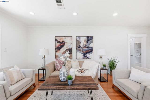 84 OAKES BLVD, San Leandro, CA 94577