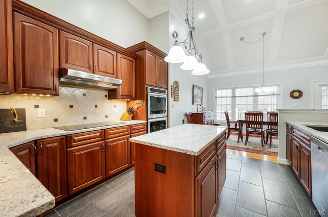 378 E Tusculum Lane, Amherst, VA 24521