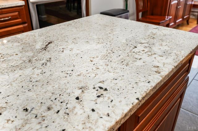 378 E Tusculum Lane, Amherst, VA 24521