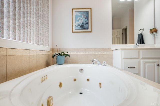 378 E Tusculum Lane, Amherst, VA 24521