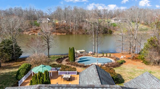 378 E Tusculum Lane, Amherst, VA 24521