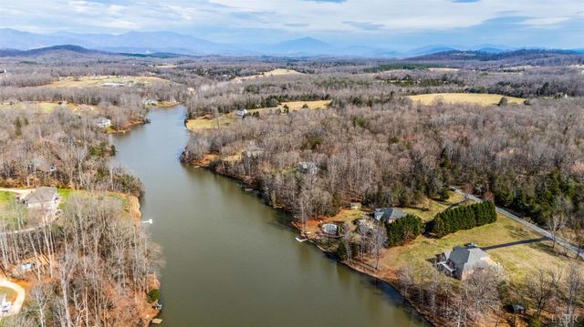 378 E Tusculum Lane, Amherst, VA 24521