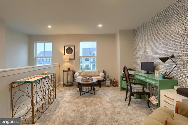 40 GRAYHAWK WAY N, Mechanicsburg, PA 17050