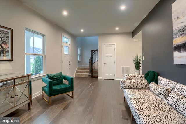 40 GRAYHAWK WAY N, Mechanicsburg, PA 17050