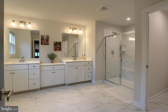 40 GRAYHAWK WAY N, Mechanicsburg, PA 17050