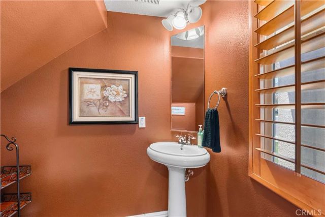 37834 Magnolia Lane, Palmdale, CA 93551