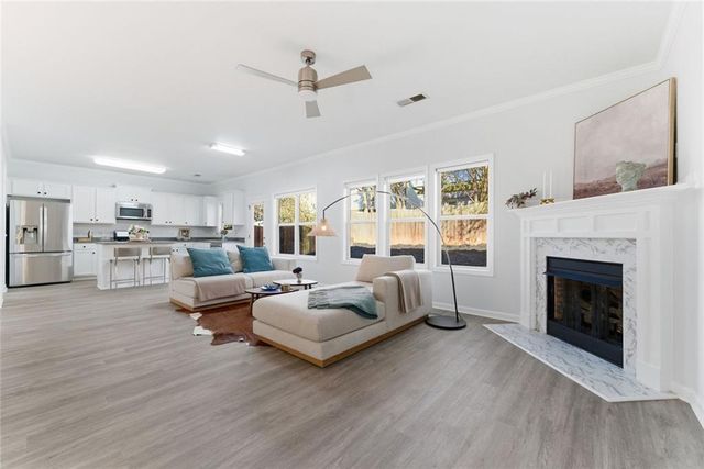 241 Ascott Lane, Woodstock, GA 30189