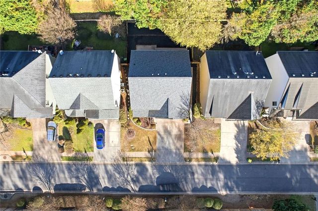 241 Ascott Lane, Woodstock, GA 30189