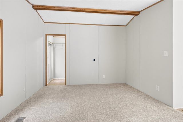 20 Evergreen Dr, Smith, PA 15021