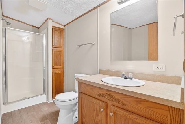 20 Evergreen Dr, Smith, PA 15021