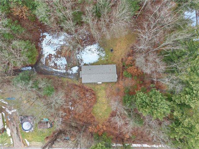 20 Evergreen Dr, Smith, PA 15021