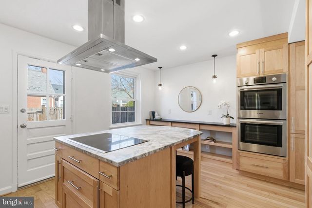 3141 S STAFFORD ST, Arlington, VA 22206