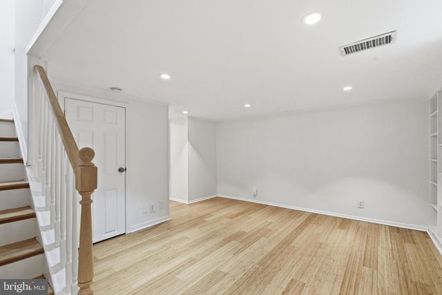 3141 S STAFFORD ST, Arlington, VA 22206