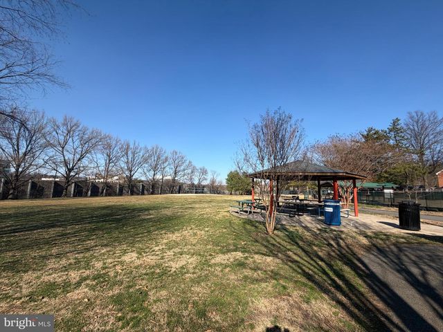 3141 S STAFFORD ST, Arlington, VA 22206