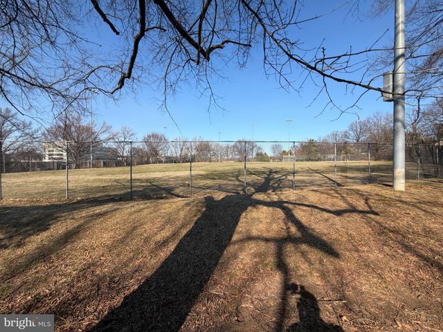 3141 S STAFFORD ST, Arlington, VA 22206