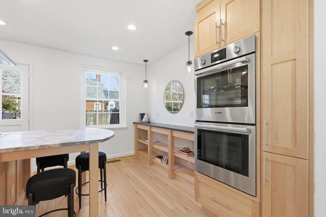 3141 S STAFFORD ST, Arlington, VA 22206