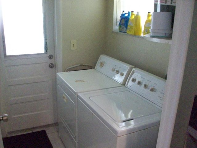 5039 NW 42 Street, Lauderdale Lakes, FL 33319