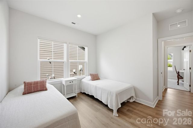 6428 Cambridge Drive, Harrisburg, NC 28075