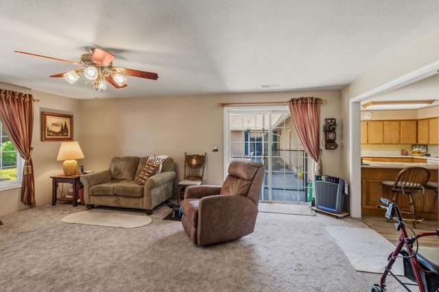 2930 Bailey Avenue, Medford, OR 97504