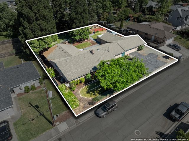 2930 Bailey Avenue, Medford, OR 97504