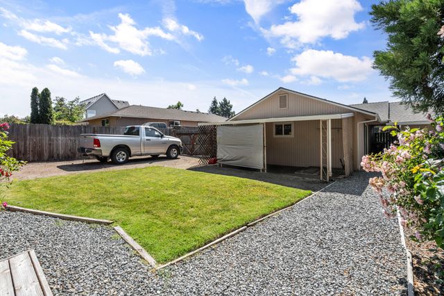 2930 Bailey Avenue, Medford, OR 97504