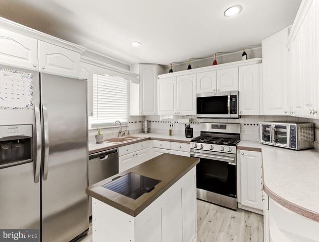 1911 NORMANDY AVE, Woodbury, NJ 08096