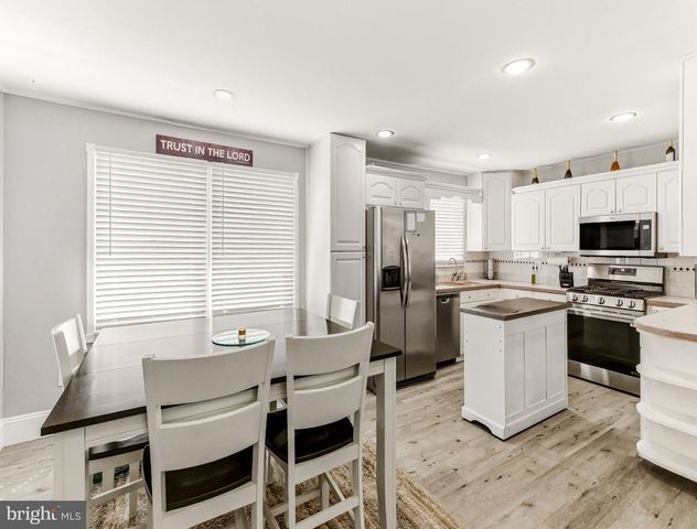 1911 NORMANDY AVE, Woodbury, NJ 08096