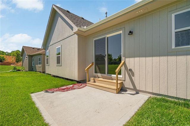 1723 N 92nd Terrace, Kansas City, KS 66112
