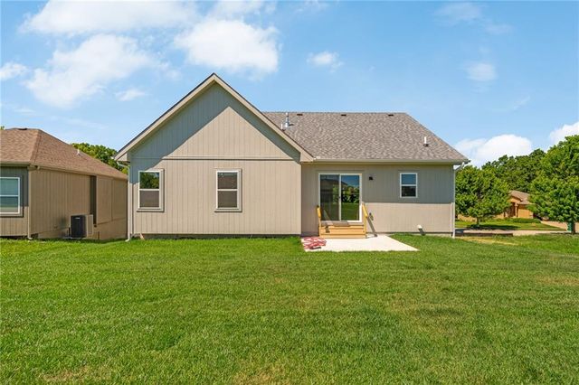 1723 N 92nd Terrace, Kansas City, KS 66112