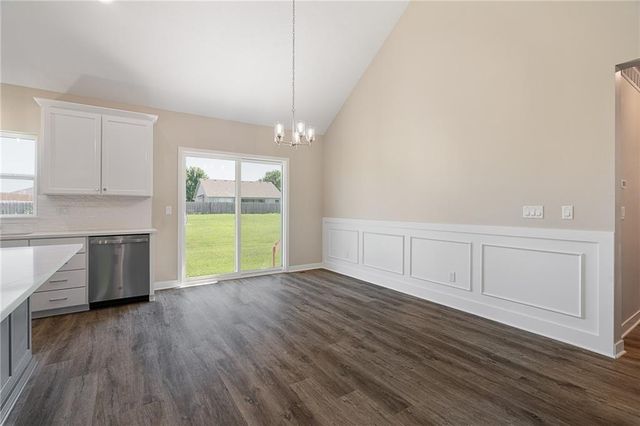 1723 N 92nd Terrace, Kansas City, KS 66112
