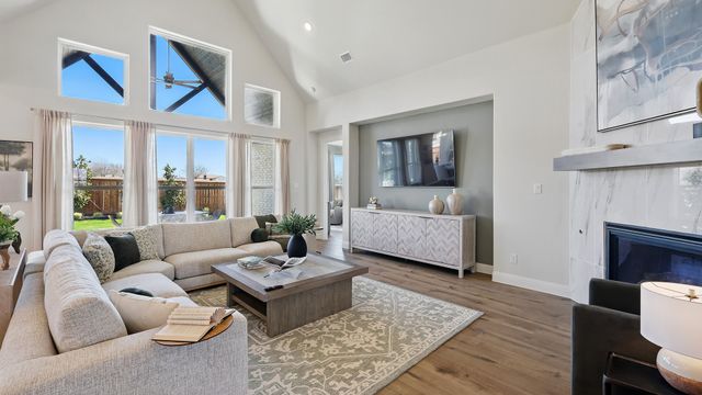 729 Meridian Drive, Aledo, TX 76008