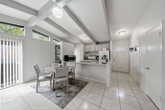 4102 Sherwood Lane 8, Houston, TX 77092