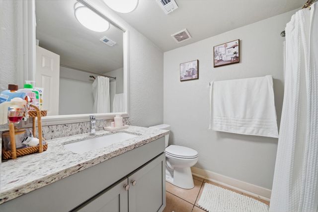 4102 Sherwood Lane 8, Houston, TX 77092