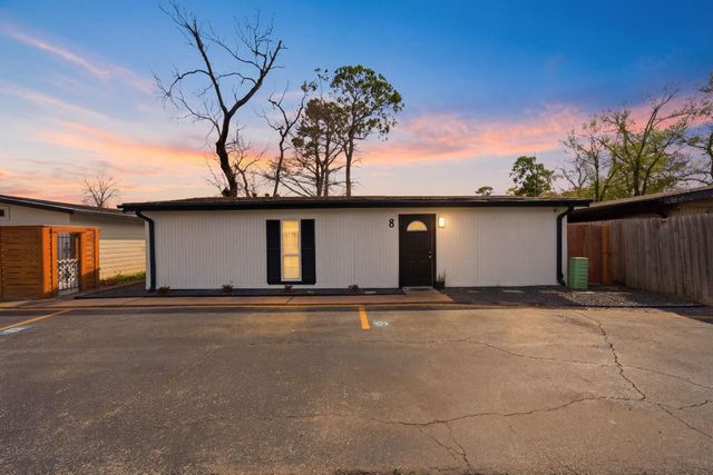 4102 Sherwood Lane 8, Houston, TX 77092