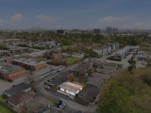 4102 Sherwood Lane 8, Houston, TX 77092