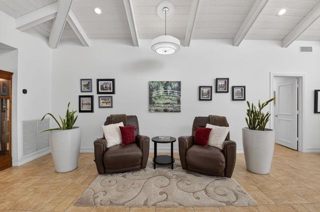 4911 Pineview Circle, Delray Beach, FL 33445