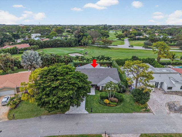 4911 Pineview Circle, Delray Beach, FL 33445