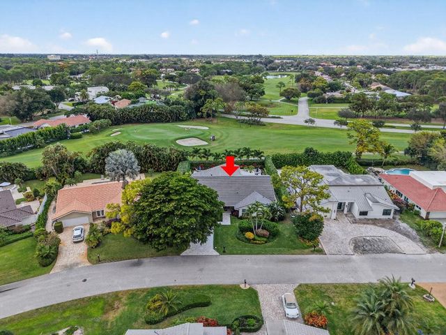 4911 Pineview Circle, Delray Beach, FL 33445