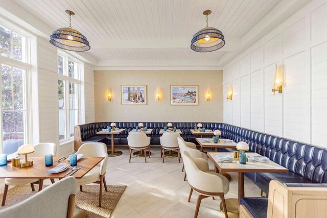 4911 Pineview Circle, Delray Beach, FL 33445