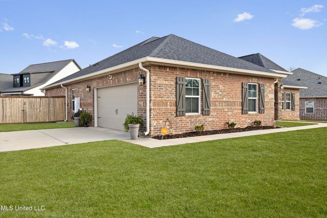 16908 W Landon Green Drive, Gulfport, MS 39503