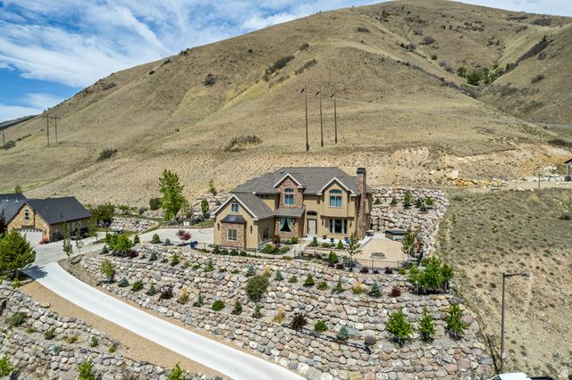 2543 E 700 S, Springville, UT 84663
