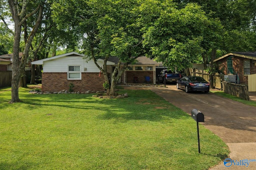 3509 Gesman Place SW, Huntsville, AL 35805