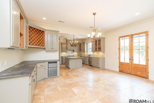 11845 Villa Creek, Baton Rouge, LA 70810