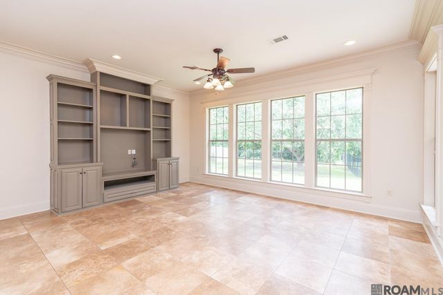 11845 Villa Creek, Baton Rouge, LA 70810