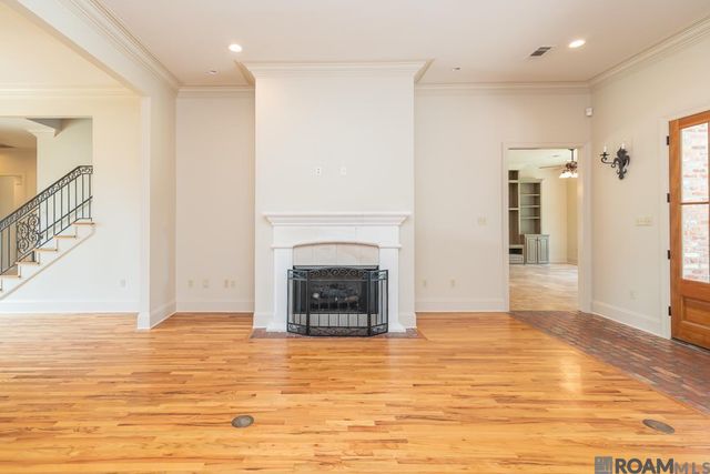 11845 Villa Creek, Baton Rouge, LA 70810
